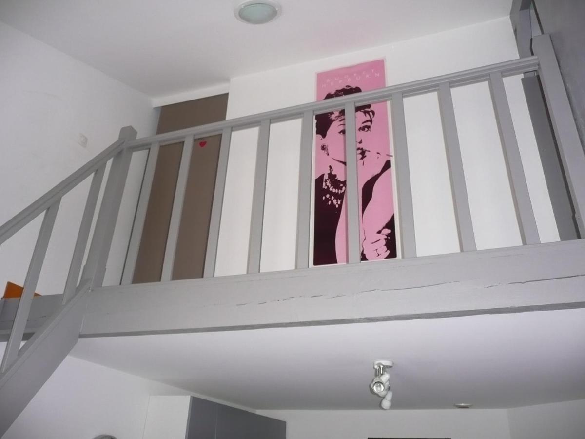 Appartement T3 Tout Confort En Duplex A 20Mn A Pied Du Centre-Ville Avec Tv Et Wifi لا روشيل المظهر الخارجي الصورة